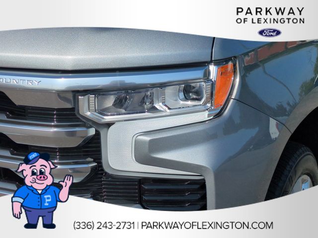Used 2025 Gray Chevrolet High Country image 9