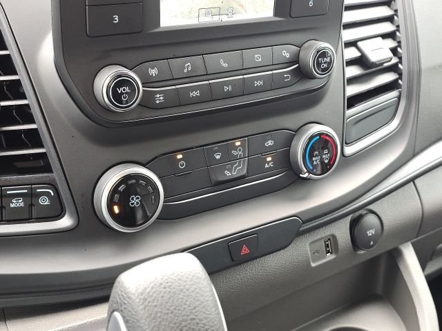 2025 Ford Transit-250 Base:B02148