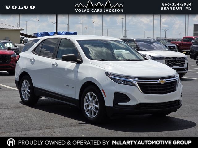 Summit White 2022 Chevrolet Equinox SUV / Crossover Front-Wheel Drive 6-Speed Automatic Overdrive