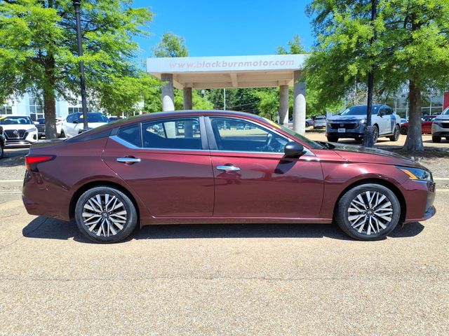2024 Nissan Altima 2.5 SV FWD