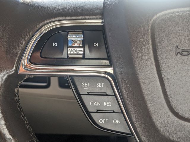 2019 Lincoln Navigator Select photo
