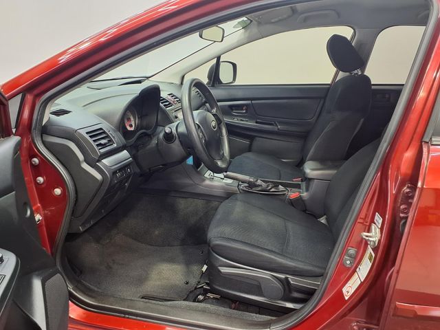 2013 Subaru Impreza 2.0i - 11