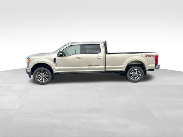 2017 Ford F-350SD Lariat photo