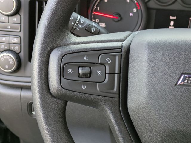 2025 Chevrolet Silverado 2500HD Custom photo