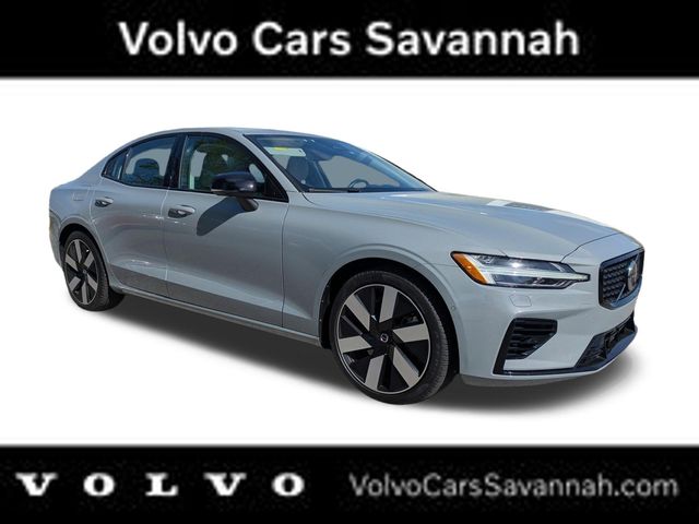 Vapour Gray Metallic 2024 Volvo S60 Recharge T8 Ultimate Dark Theme eAWD Sedan All-Wheel Drive Automatic