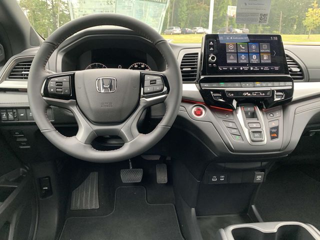 2025 Honda Odyssey Sport-L 2