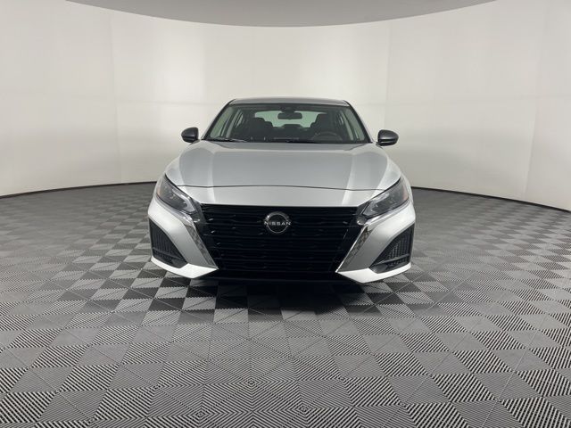 2024 Nissan Altima 2.5 SV 3