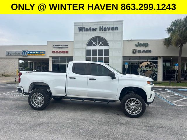 Summit White 2019 Chevrolet Silverado 1500 Pickup Truck Four-Wheel Drive 6-Speed Automatic Overdrive