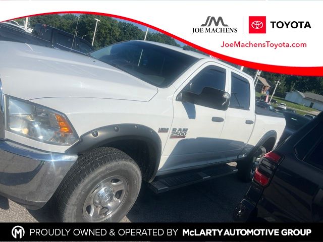 Bright White Clearcoat 2014 RAM 2500 Pickup Truck Four-Wheel Drive 6-Speed Automatic