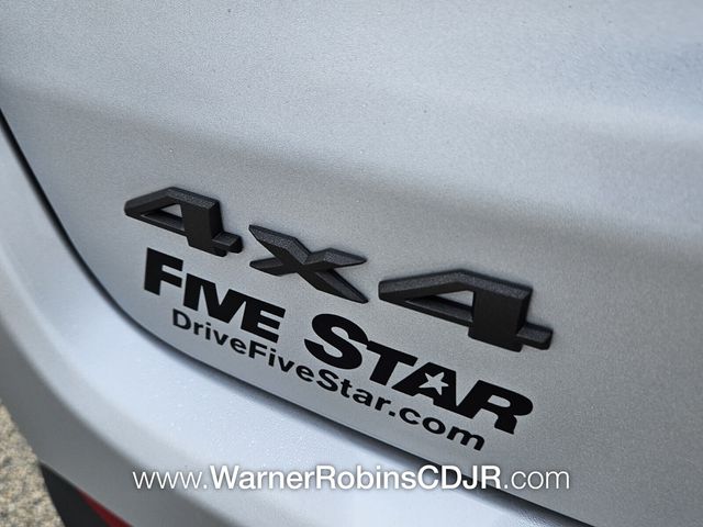 New 2026 Silver Jeep Latitude image 11