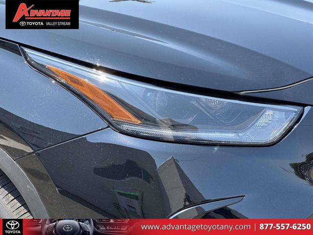 Used 2023 Toyota Highlander SUV