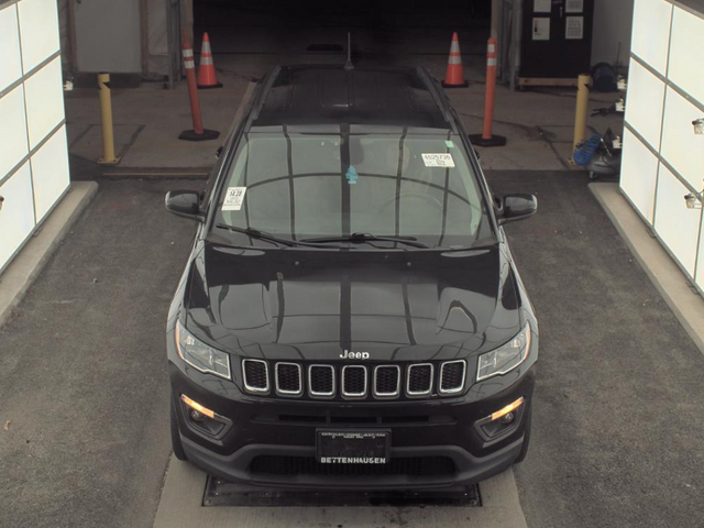 2020 Jeep Compass Latitude 2