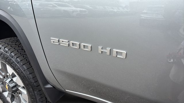 Used 2025 Gray Chevrolet Custom image 37