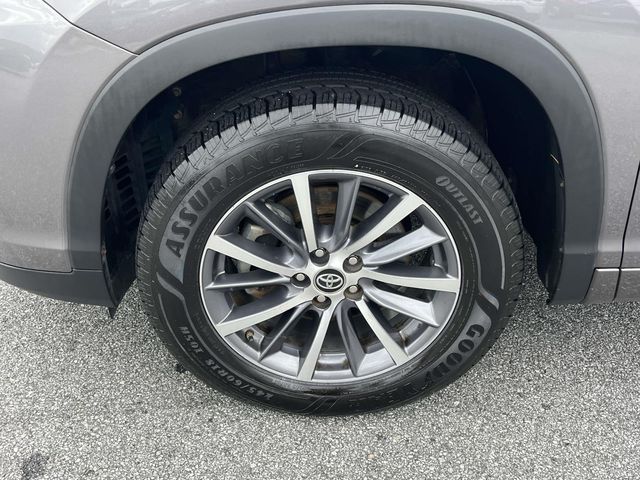 Used 2017 Toyota Highlander SUV