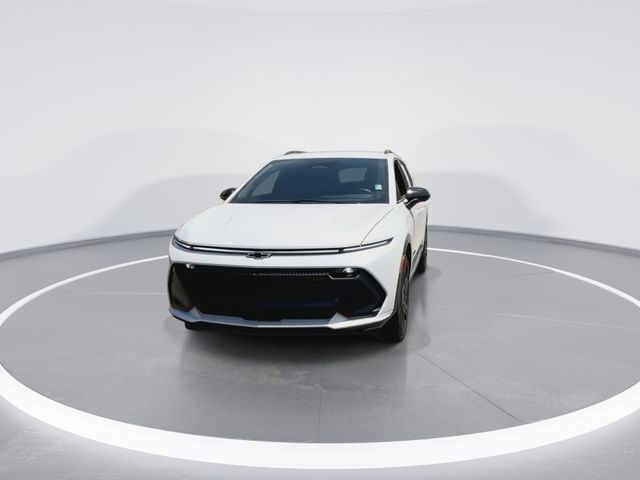 Used 2025 Beige Chevrolet RS image 4