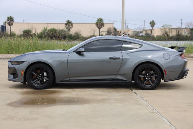 2025 Ford Mustang GT - 4