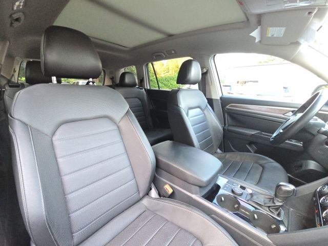 2019 Volkswagen Atlas SEL Premium:169611A2