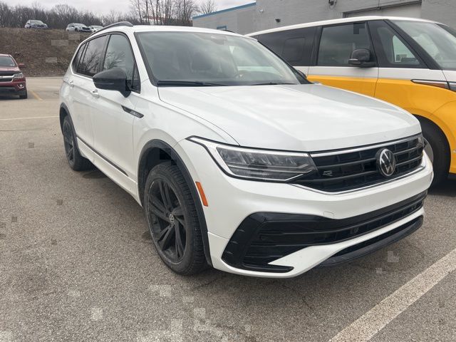 Opal White 2024 Volkswagen Tiguan SE R-Line Black 4Motion SUV / Crossover All-Wheel Drive 8-Speed Automatic