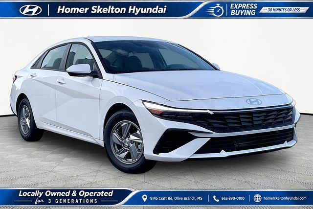 Serenity White 2026 Hyundai Elantra Sedan Front-Wheel Drive Continuously Variable Transmission