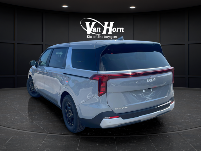 New 2027 Silver Kia LXS image 5