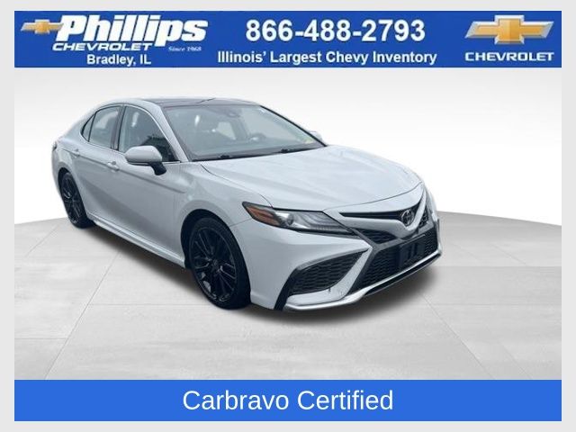 Ice Edge 2022 Toyota Camry Sedan Front-Wheel Drive 8-Speed Automatic