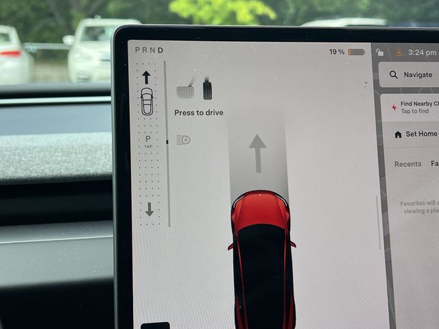 Used 2025  Tesla Long Range image 26
