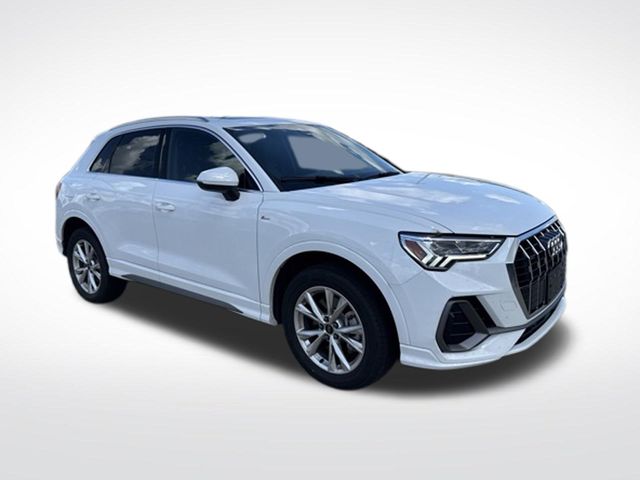2025 Audi Q3 Premium