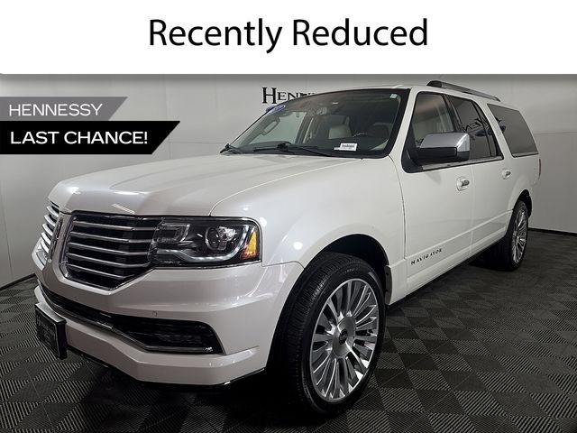 White Platinum Clearcoat 2017 Lincoln Navigator L Reserve 4WD SUV / Crossover Four-Wheel Drive 6-Speed Automatic