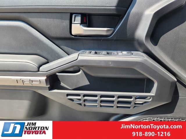 2025 Toyota Tacoma TRD Sport Double Cab photo 18