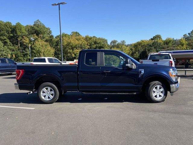 2021 Ford F-150 XLT 2