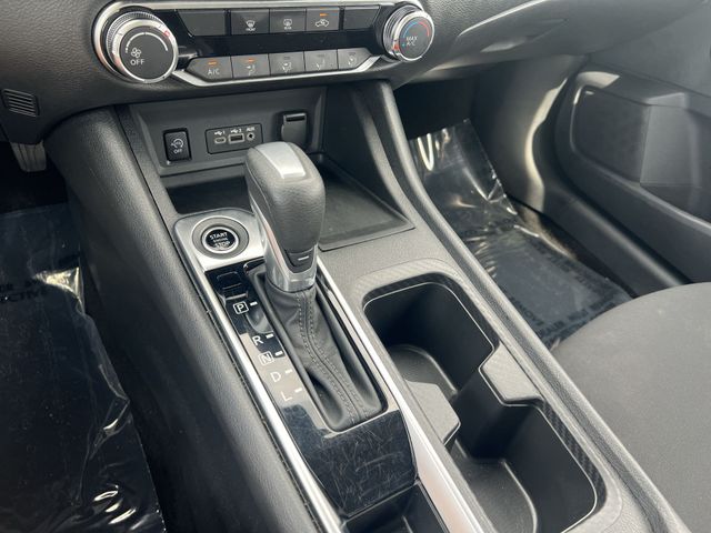 Used 2025 Blue Nissan SV image 23