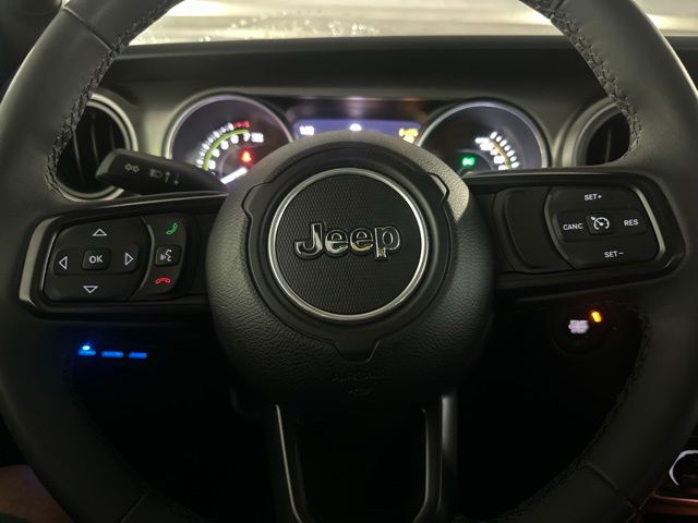 Used 2023 Jeep Wrangler SUV