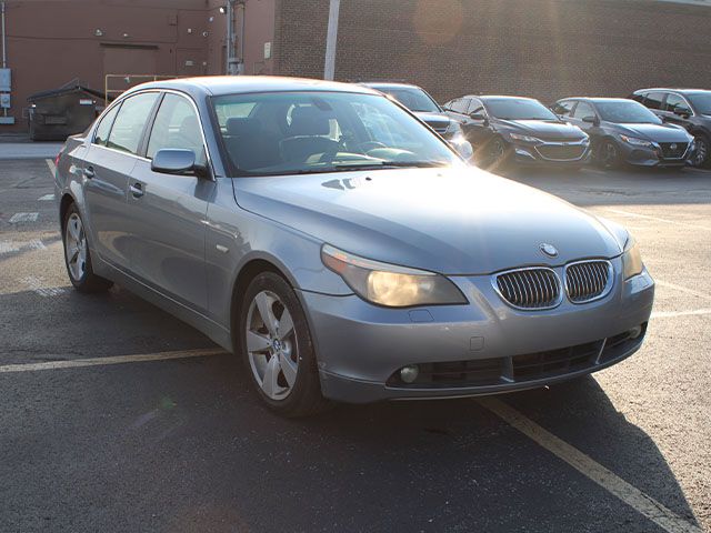 Used 2006 Black BMW 525xi image 4
