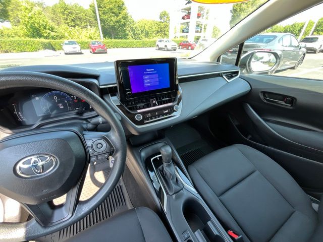 2026 Toyota Corolla LE - Photo 29