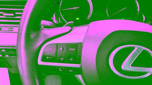 Used 2021 White Lexus 350 image 23