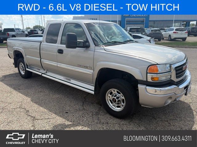 Silver Birch Metallic 2007 GMC Sierra 2500HD Classic Pickup Truck Rear-Wheel Drive 6-Speed Automatic