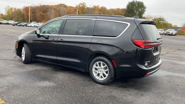 2022 Chrysler Pacifica Touring L 6