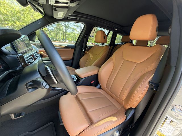 Used 2023 Gray BMW xDrive30i image 11