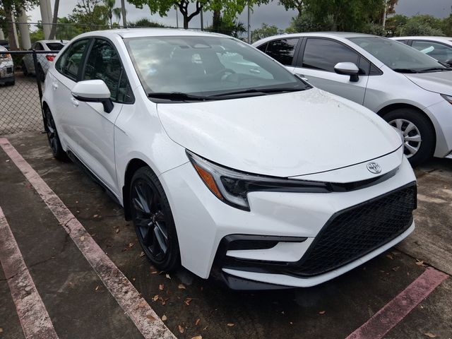 White 2025 Toyota Corolla SE FWD Sedan Front-Wheel Drive Continuously Variable Transmission