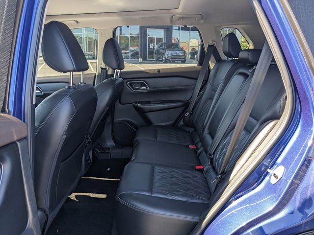2021 Nissan Rogue Platinum photo