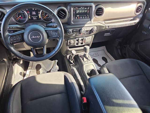 Used 2020 Black Jeep Unlimited Freedom Edition image 9