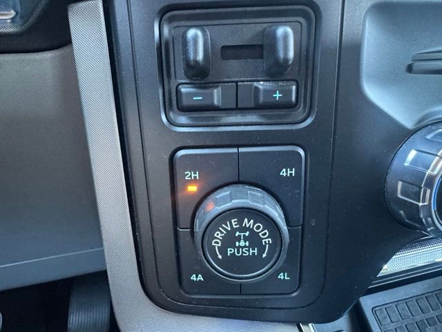 Used 2021 White Ford Limited image 29