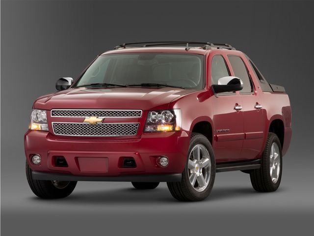 Black 2013 Chevrolet Avalanche Pickup Truck Four-Wheel Drive 6-Speed Automatic
