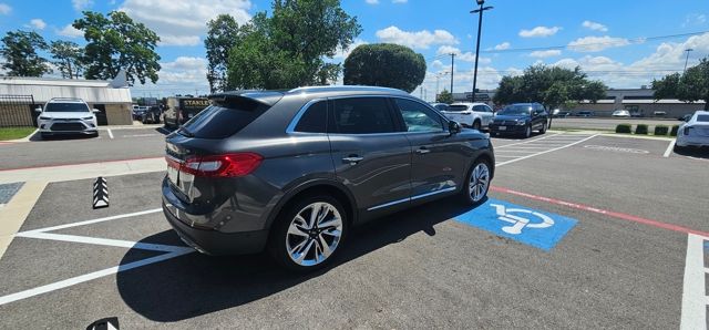 Thumbnail: 2018 Lincoln MKX - 4
