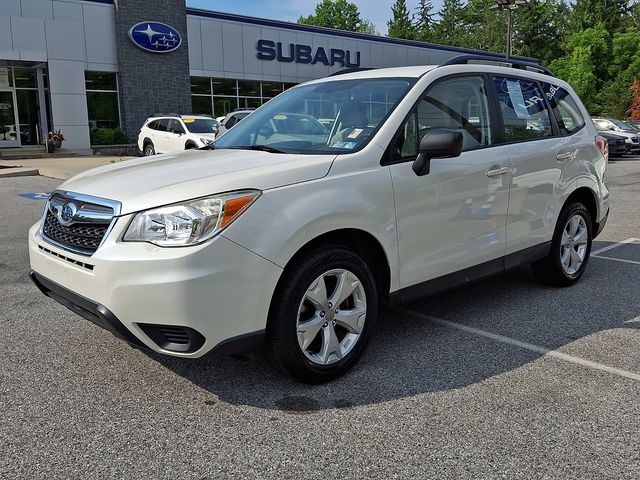 2015 Subaru Forester 2.5i White at Subaru and VW of Moon Township
