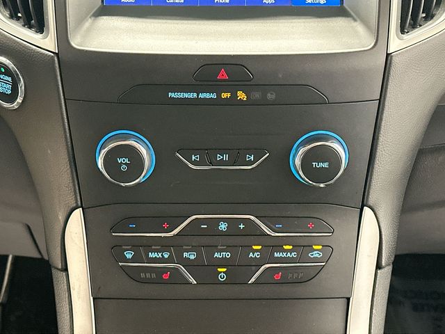 2020 Ford Edge SEL Green at Luther Ford