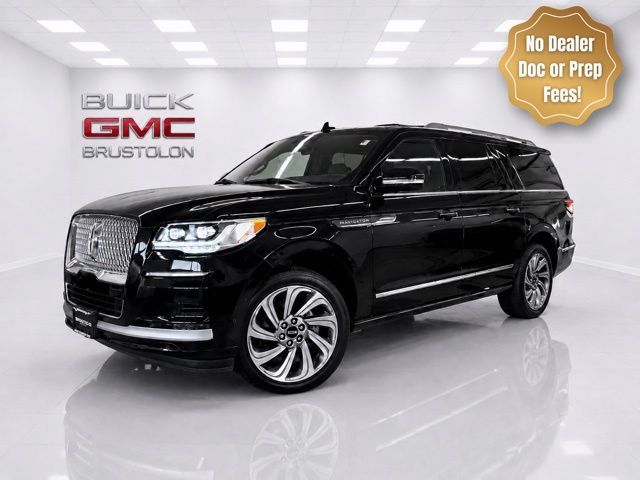 Black Metallic 2022 Lincoln Navigator SUV / Crossover Four-Wheel Drive Automatic
