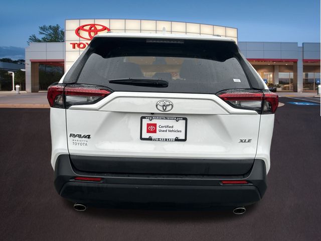 2020 Toyota RAV4 XLE 30