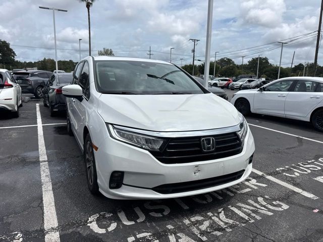 Certified Used 2024  Honda EX-L image 2