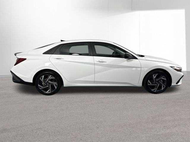 Used 2025 Hyundai Elantra For Sale in Indianapolis, IN
